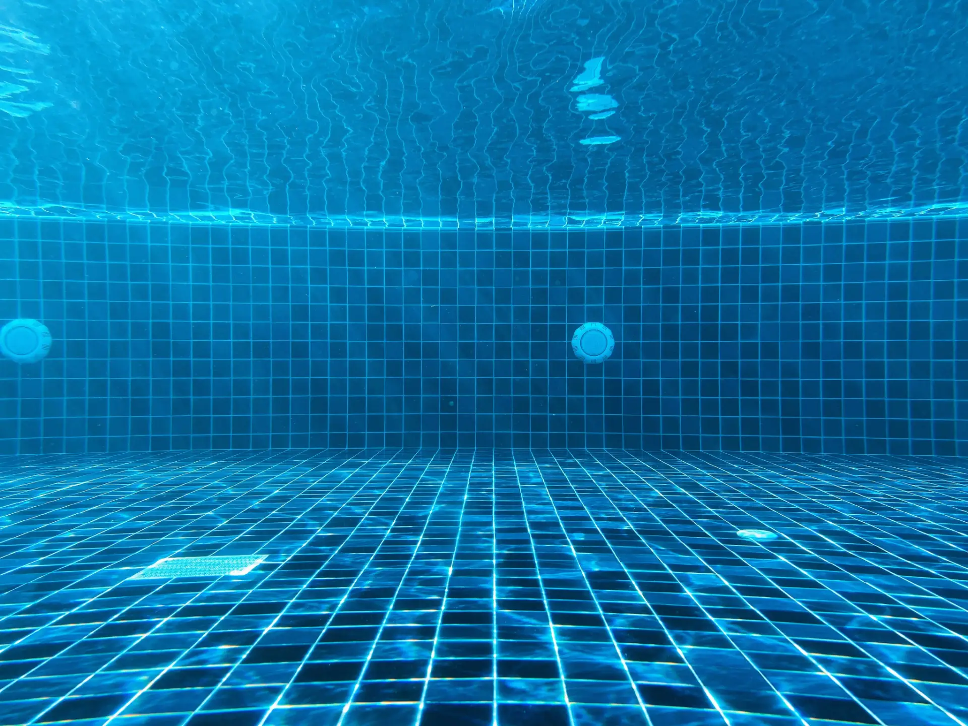 Pulizia e manutenzione piscine professionale
